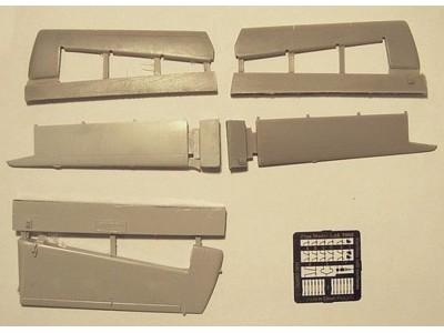 DHC Caribou tail surfaces