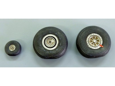 Wheels for C-46 Commando