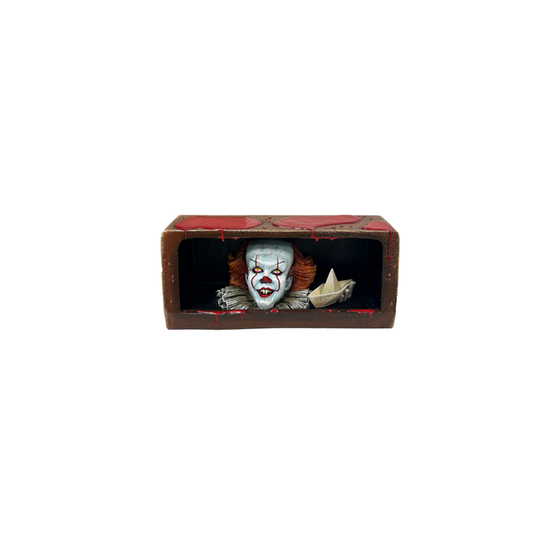 IT - Pennywise Drain - Figurine with Led
