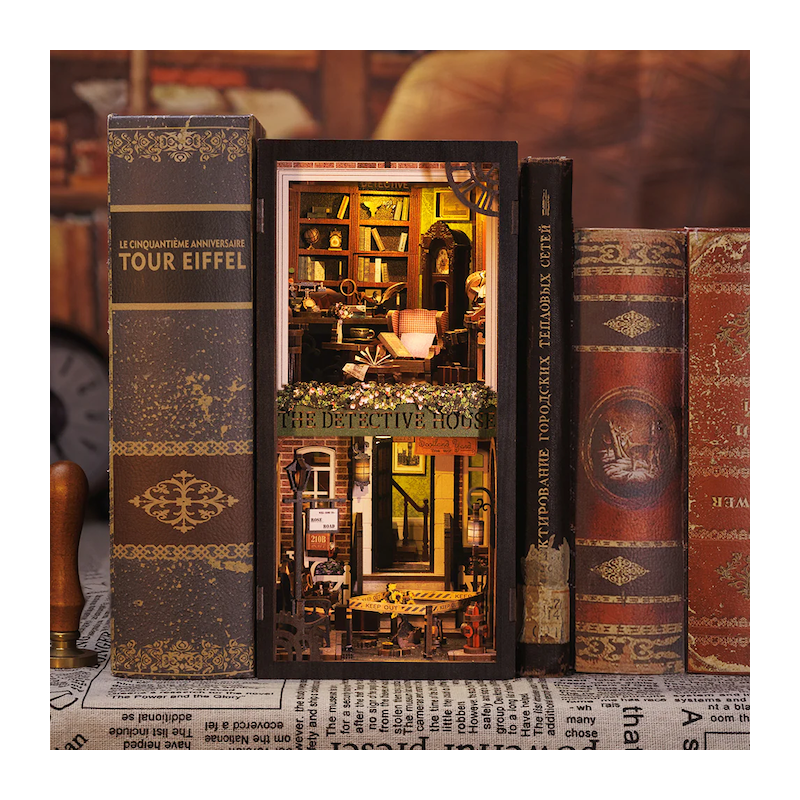 BOOK NOOK KIT - DIY - Rose Detective Agency - 322pc + LED Light