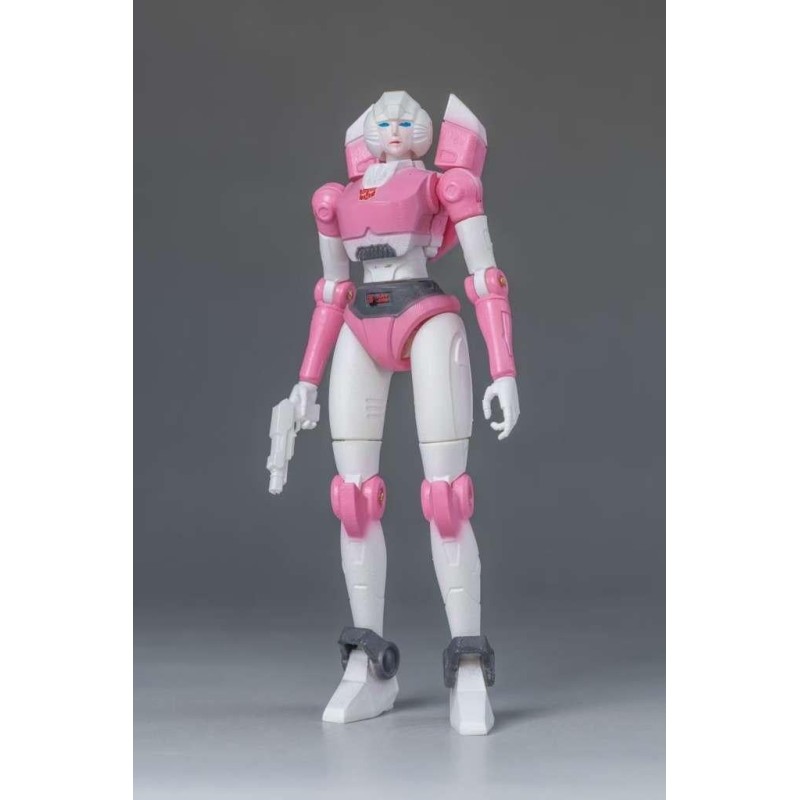 TRANSFORMERS GENERATION ONE - Arcee - Model Kit 11cm 