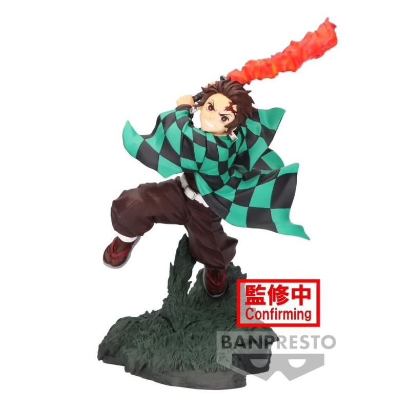 DEMON SLAYER - Tanjiro Kamado - Figurine Combination Battle 1/2 9cm 
