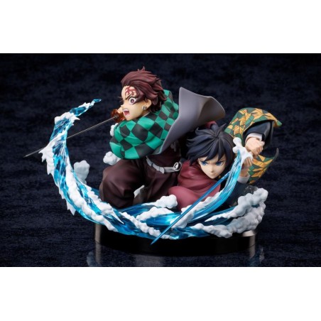 DEMON SLAYER - Tanjiro & Giyuu - Statuette 13cm 