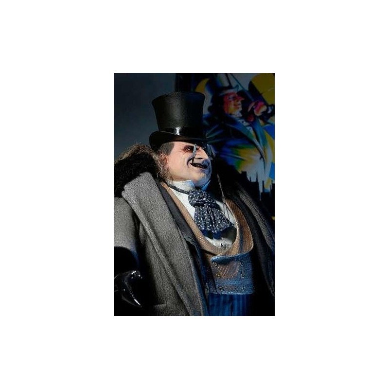 BATMAN LE DEFI - Mayoral Pinguin (Danny Devito) - Figurine 1/4 38cm 