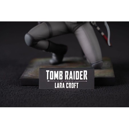 TOMB RAIDER - The legend of Lara Croft - Statuette 19cm 