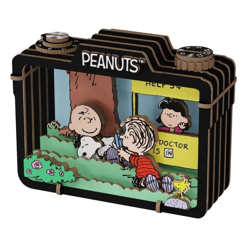 PEANUTS - Summer Snapshot - Wood Model Kit Theater 