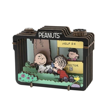 PEANUTS - Summer Snapshot - Wood Model Kit Theater 