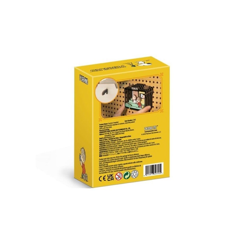 PEANUTS - Summer Snapshot - Wood Model Kit Theater 