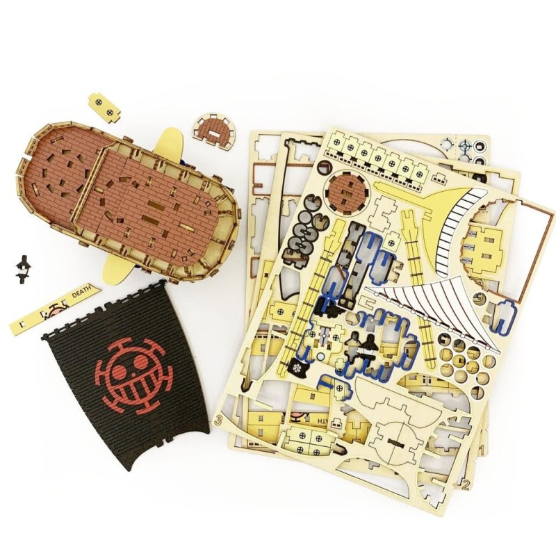 ONE PIECE - Law's Submarine - Wood Model Kit 16cm 
