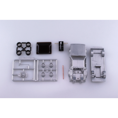 RETOUR VERS LES FUTUR 1 - Delorean - Model Kit 1/43 10cm 