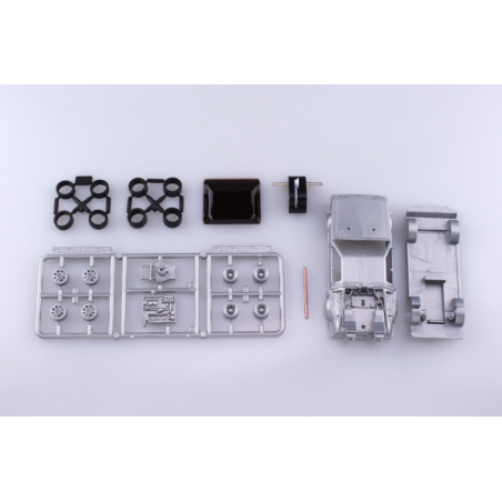 RETOUR VERS LES FUTUR 3 - Delorean - Model Kit 1/43 10cm 