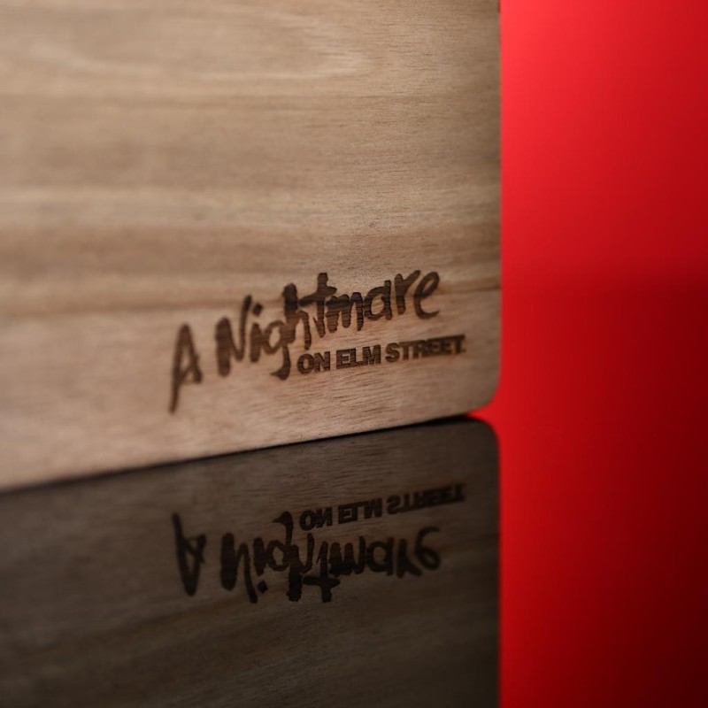LES GRIFFES DE LA NUIT - Slash - Planche de Service en bois 