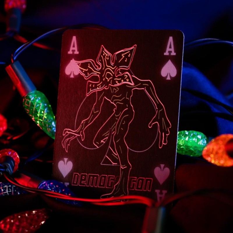 STRANGER THINGS - Playing Cards (52 cards + 2 jokers) 