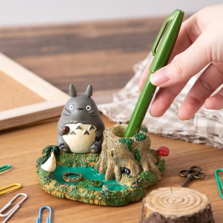 MON VOISIN TOTORO - Totoro au bord de la marre -Figurine Pot à Crayons 