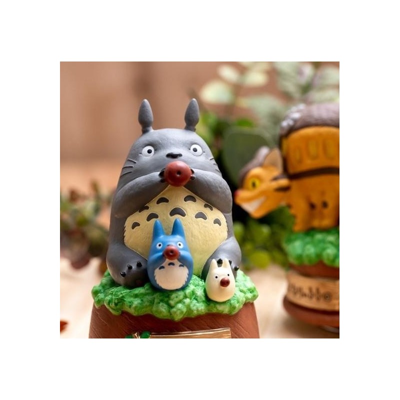 MON VOISIN TOTORO - Totoro joue de l'ocarina - Grande statue musicale 