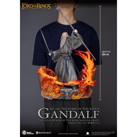LE SEIGNEUR DES ANNEAUX - Gandalf - Statuette Master Craft 58cm 