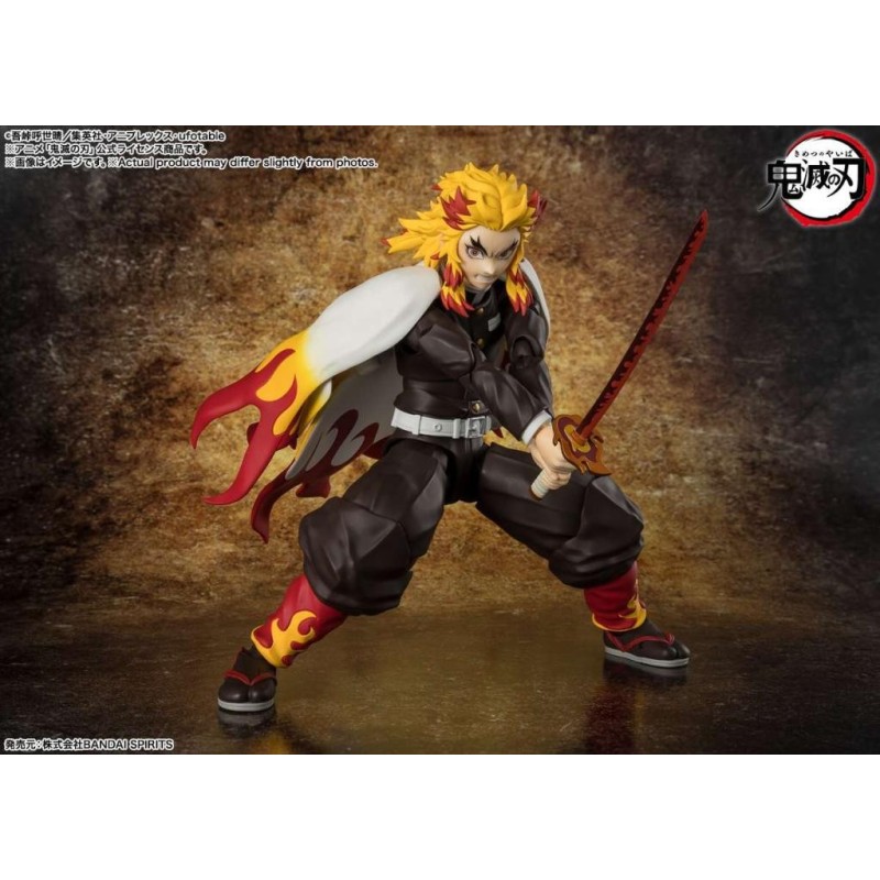 DEMON SLAYER - Kyojuro Rengoku - Figurine S.H. Figuarts 15cm 