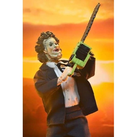MASSACRE A LA TRONCONNEUSE -Leatherface "Pretty Woman" - Figurine 20cm 