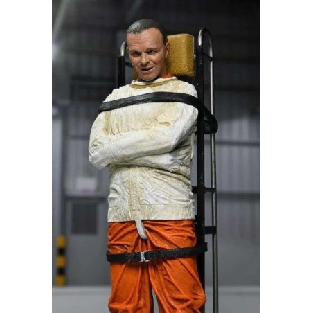 LE SILENCE DES AGNEAUX - Dr Hannibal Lecter - Figurine 17cm 