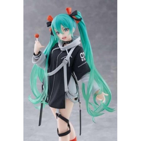 HATSUNE MIKU - Fashion Punk Figure - 18cm 